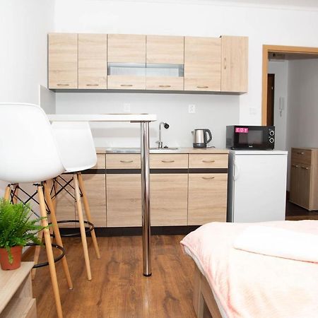 Cosy Studio In Nove Zamky Exterior foto